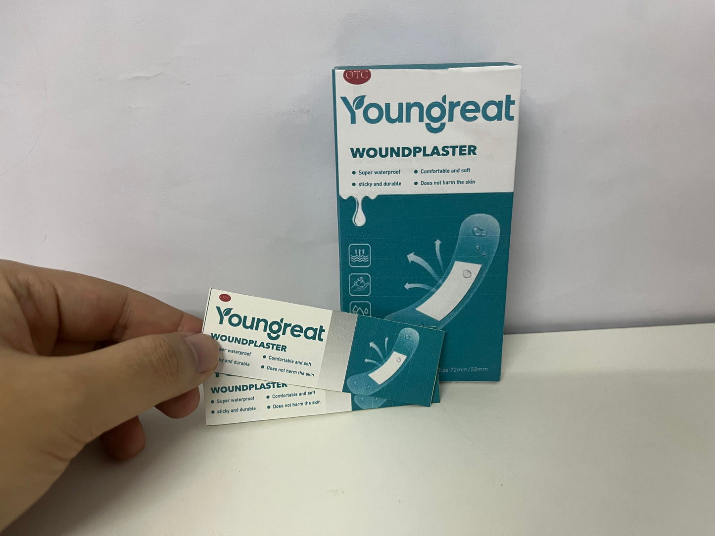 Youngreat Waterproof & Breathable Woundplaster Daily Protection A Portable Practical Item for Wound Care