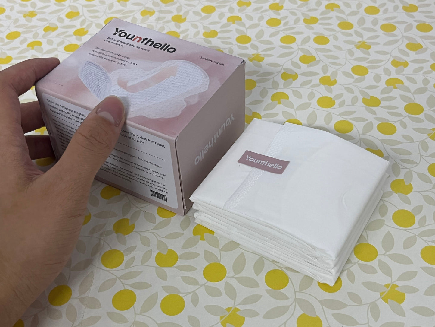 Younthello Regular Cotton Menstrual Pads, 36-Pack Ultra Thin Pads with Wings, Hypoallergenic Sanitary Napkins with Organic Cotton Topsheet, Compostable Wrappers, Toxin Free, Fragrance Free