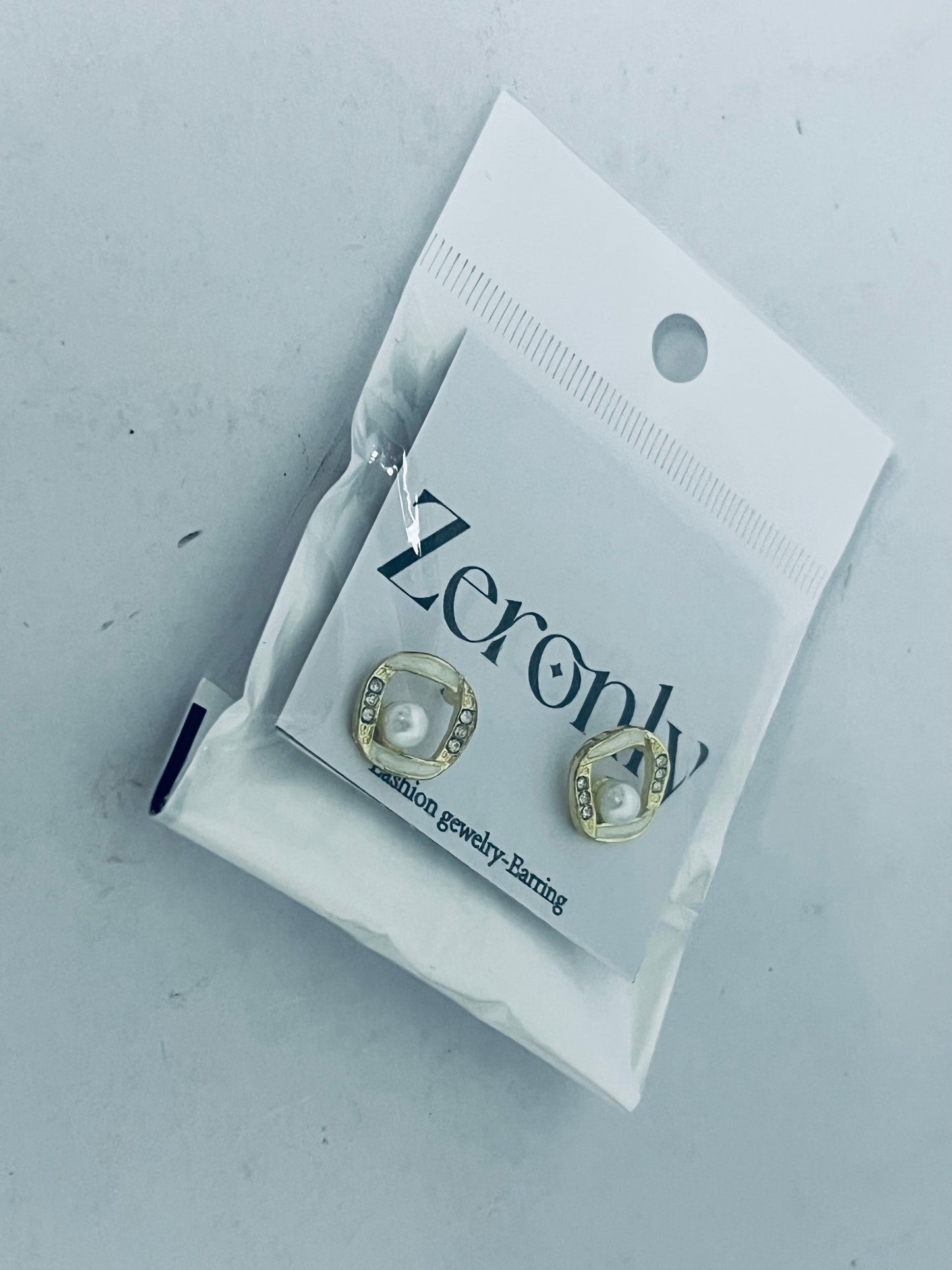 Zeronly Vintage French Geometric Pearl Stud Earrings | 2025 New Trendy Hypoallergenic Earrings