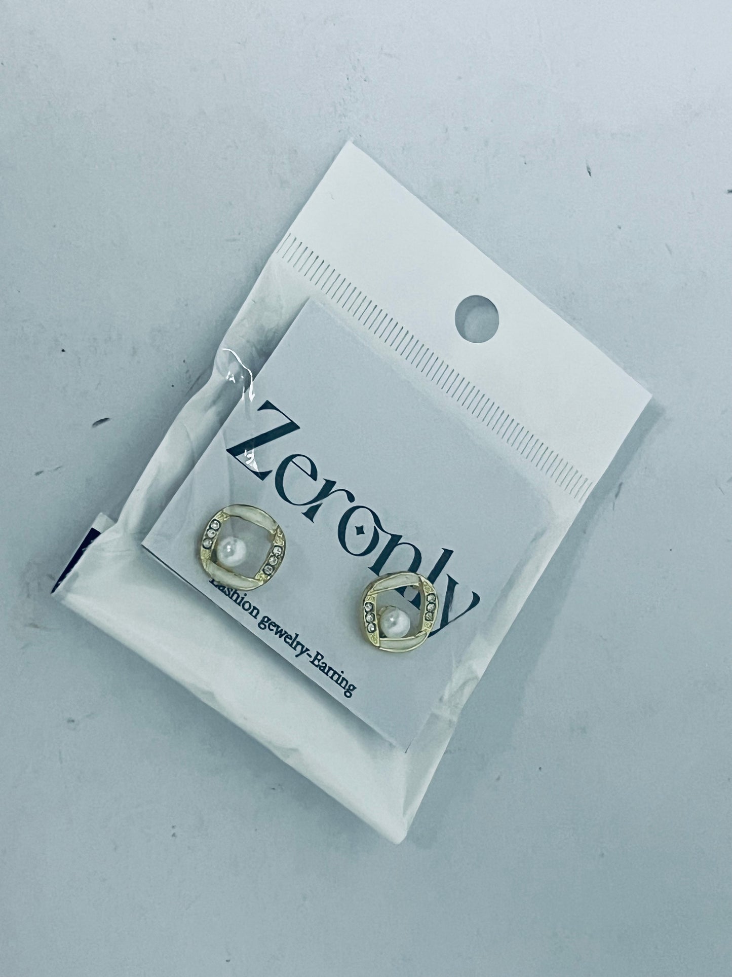 Zeronly Vintage French Geometric Pearl Stud Earrings | 2025 New Trendy Hypoallergenic Earrings