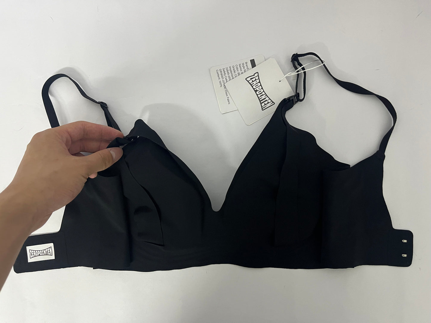 ZEROPOINTEN Deep V Wireless Bras for Women Seamless Comfy Bralettes Lightly Lined