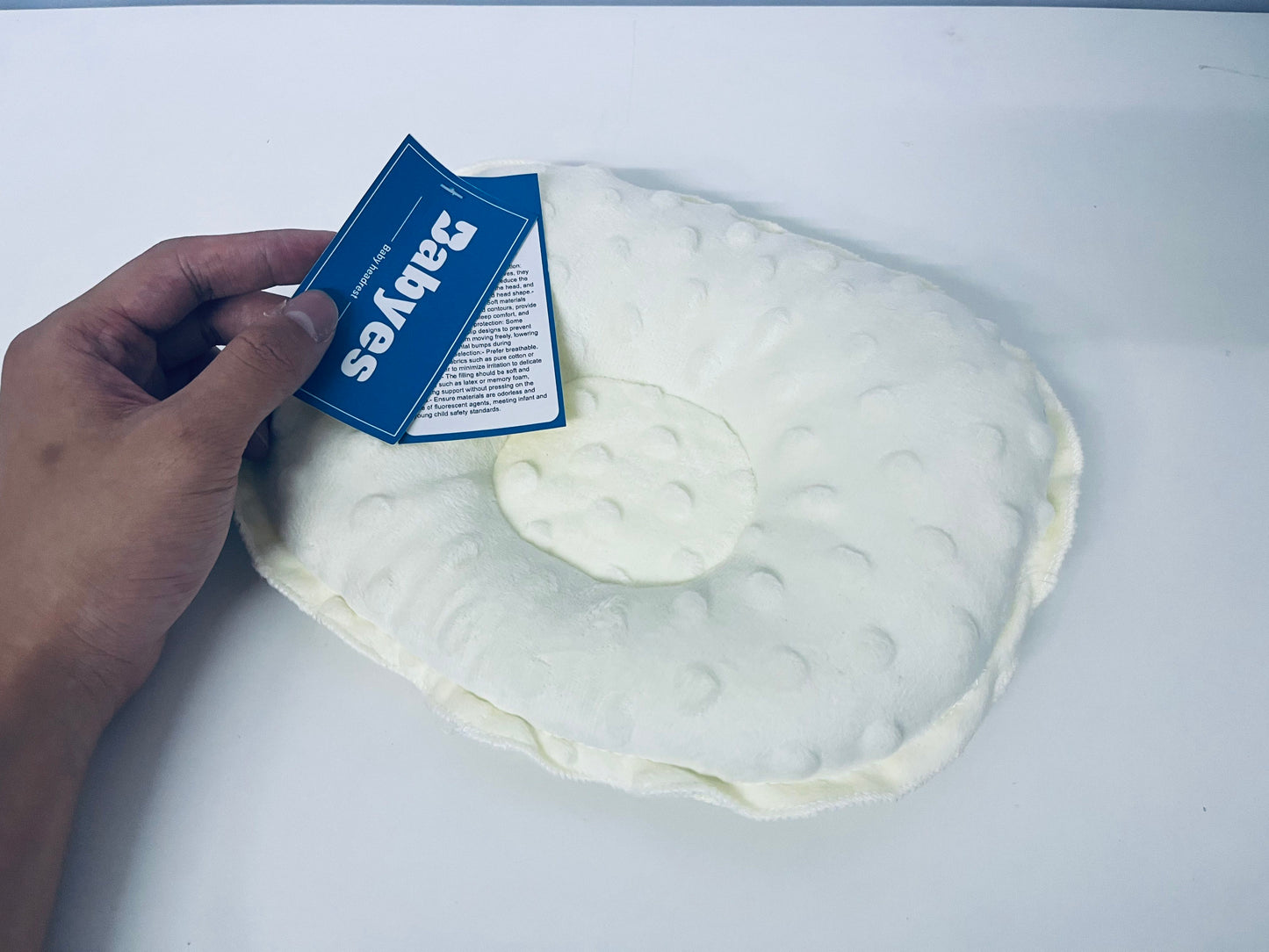Babyes Baby Head Shaping Pillow Scientific Head Care Soft & Skin-Friendly A Good Helper for Newborn Head Shape Care