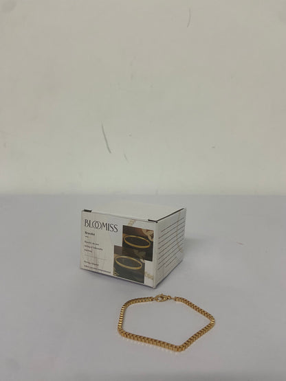 BLOOMISS Gold Bracelets for Women, Dainty Gold Jewelry Gifts for Women, 14k Gold Bracelets for Women Non Tarnish, Trendy Gold Bracelet Waterproof, Gold Accessories for women