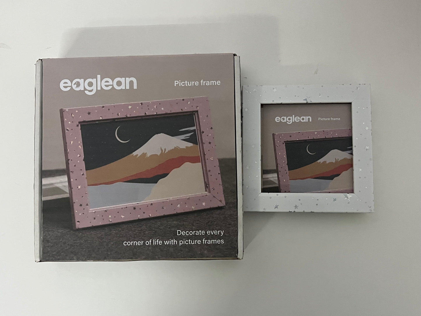 【eaglean Star-Speckled Picture Frame】—— Add Warmth & Style to Your Favorite Moments