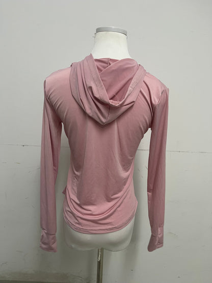 【fitTrail Pastel Pink Hooded Athletic Shirt】—— Flexible & Stylish Activewear for Daily Movement