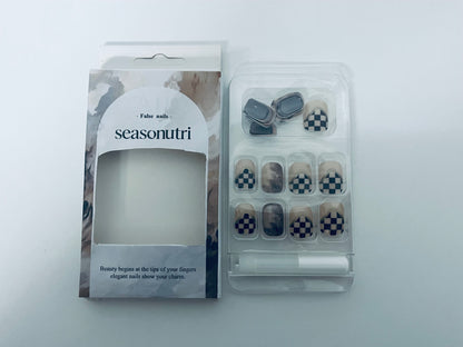 seasonutri Checkerboard Gradient Fake Nail Tips - Retro Style Press-On Nails (With Jelly Adhesive)